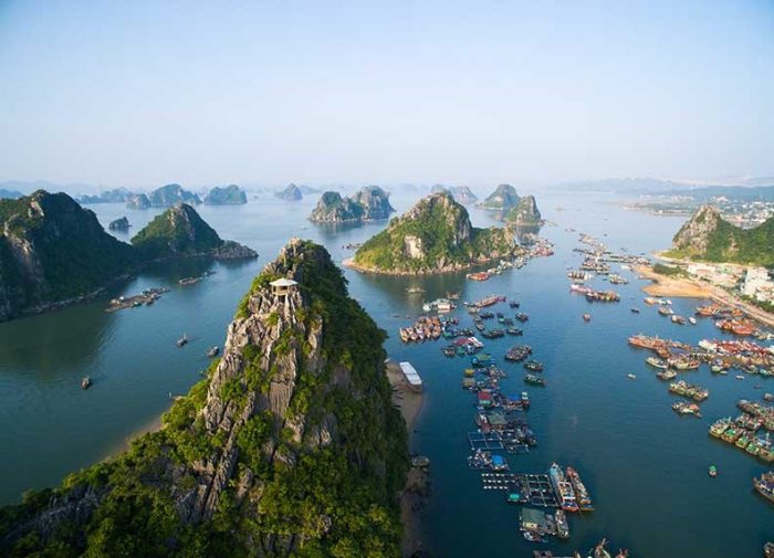 Landscape-in-Halong-bay-Vietnam 2 Landscape-in-Halong-bay-Vietnam 2